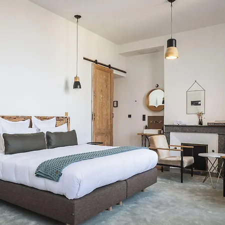 Casa Blanca 4*