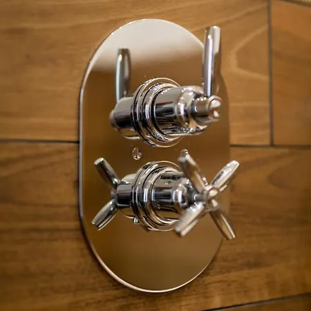 Casa Blanca Bed & Breakfast 4*