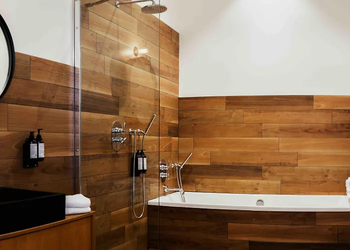 Casa Blanca Bed & Breakfast 4*