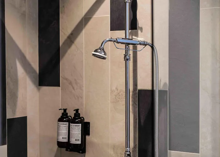 Alojamento de Acomodação e Pequeno-almoço Casa Blanca 4*