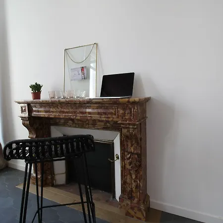 לינה וארוחת בוקר Casa Blanca בורדו