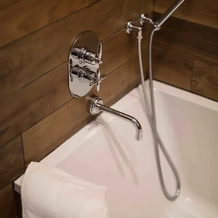 Casa Blanca לינה וארוחת בוקר 4*