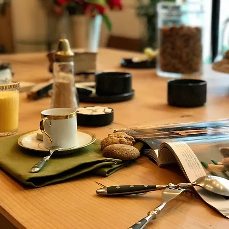 Casa Blanca לינה וארוחת בוקר